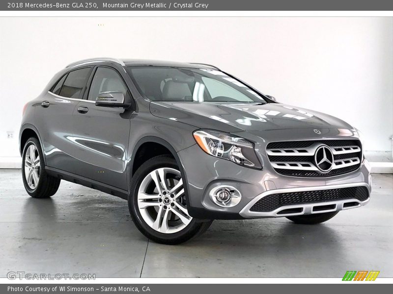 Mountain Grey Metallic / Crystal Grey 2018 Mercedes-Benz GLA 250