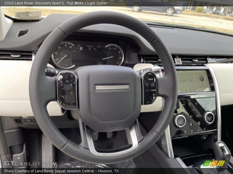 Fuji White / Light Oyster 2020 Land Rover Discovery Sport S