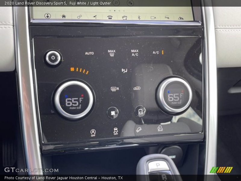 Fuji White / Light Oyster 2020 Land Rover Discovery Sport S