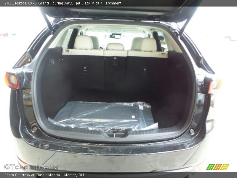  2021 CX-5 Grand Touring AWD Trunk