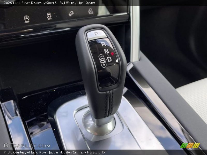 Fuji White / Light Oyster 2020 Land Rover Discovery Sport S