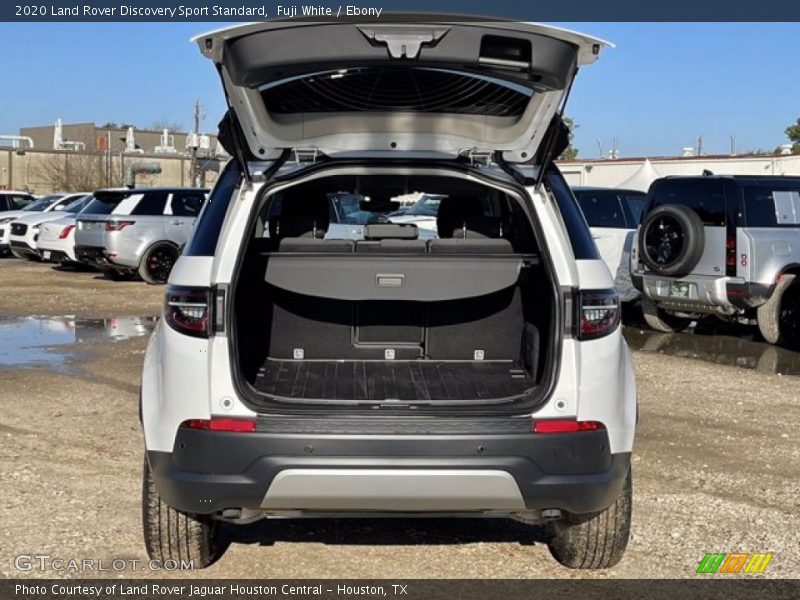 Fuji White / Ebony 2020 Land Rover Discovery Sport Standard
