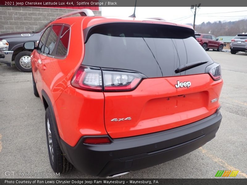 Spitfire Orange / Black 2021 Jeep Cherokee Latitude Lux 4x4