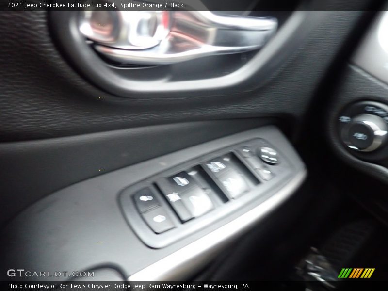 Spitfire Orange / Black 2021 Jeep Cherokee Latitude Lux 4x4