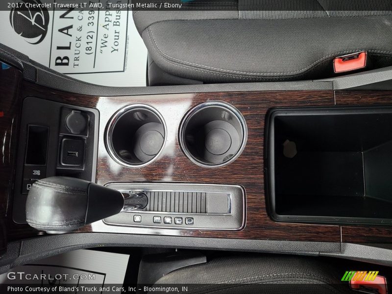 Tungsten Metallic / Ebony 2017 Chevrolet Traverse LT AWD