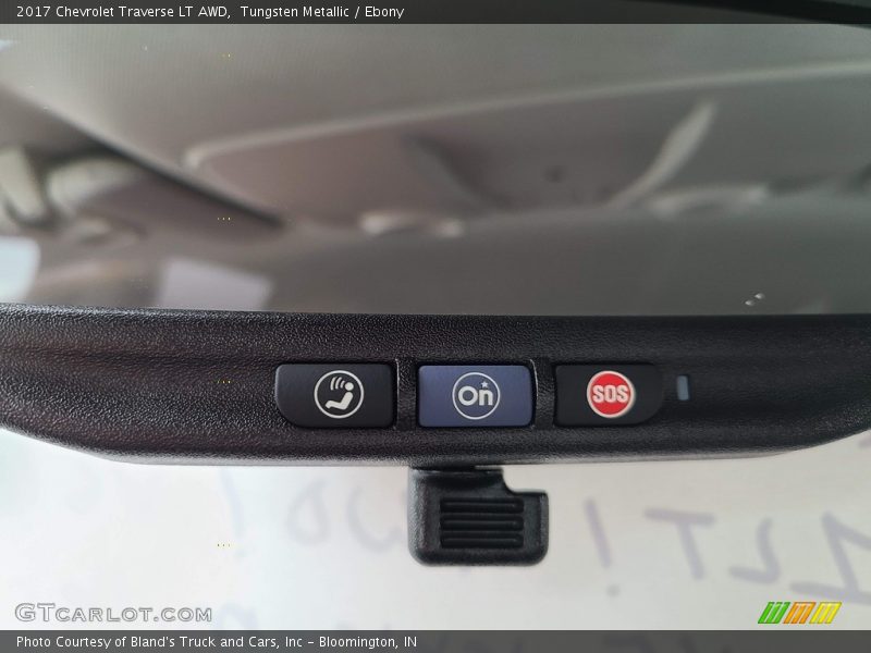 Tungsten Metallic / Ebony 2017 Chevrolet Traverse LT AWD