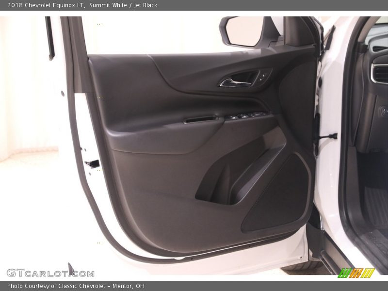 Summit White / Jet Black 2018 Chevrolet Equinox LT