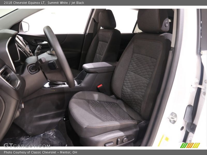 Summit White / Jet Black 2018 Chevrolet Equinox LT