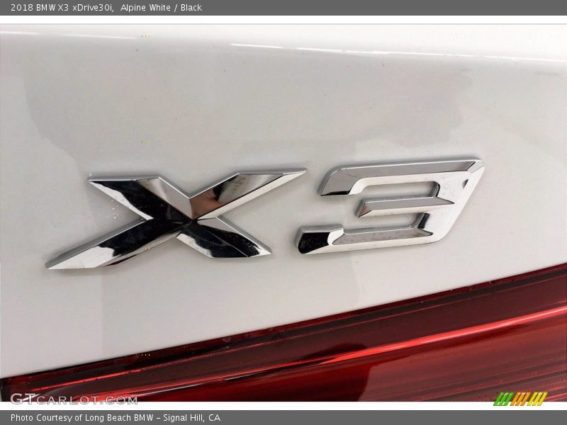 Alpine White / Black 2018 BMW X3 xDrive30i
