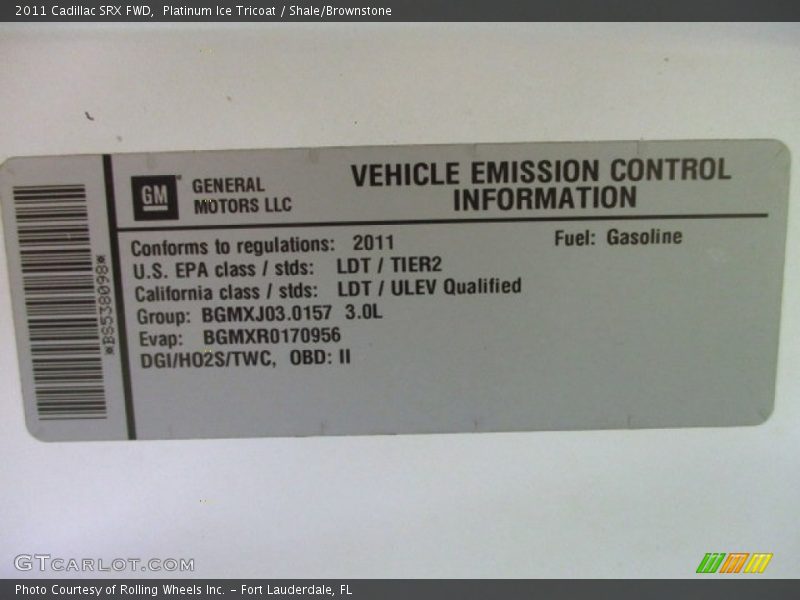 Platinum Ice Tricoat / Shale/Brownstone 2011 Cadillac SRX FWD