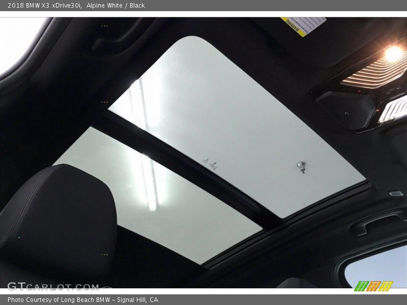Alpine White / Black 2018 BMW X3 xDrive30i