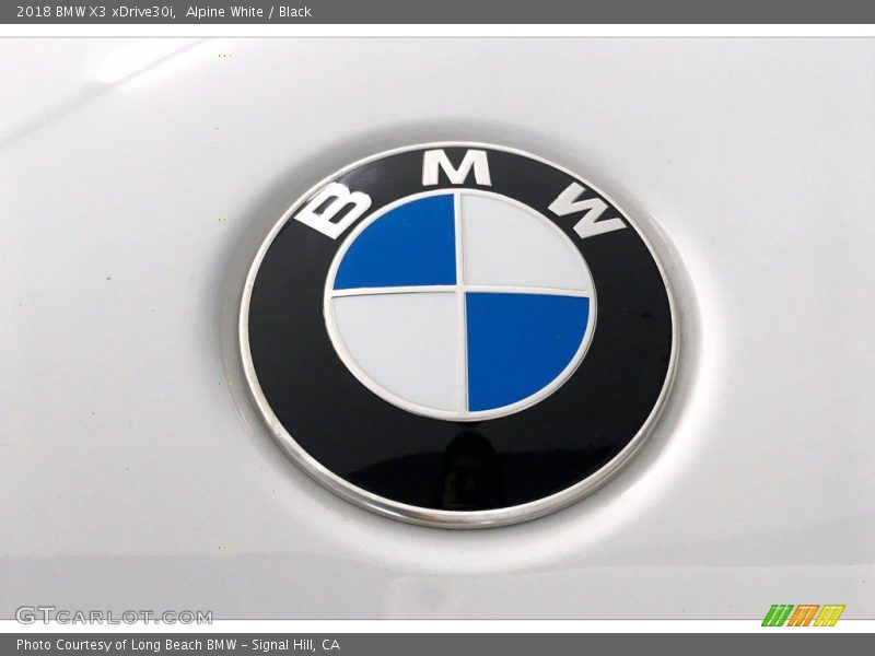 Alpine White / Black 2018 BMW X3 xDrive30i