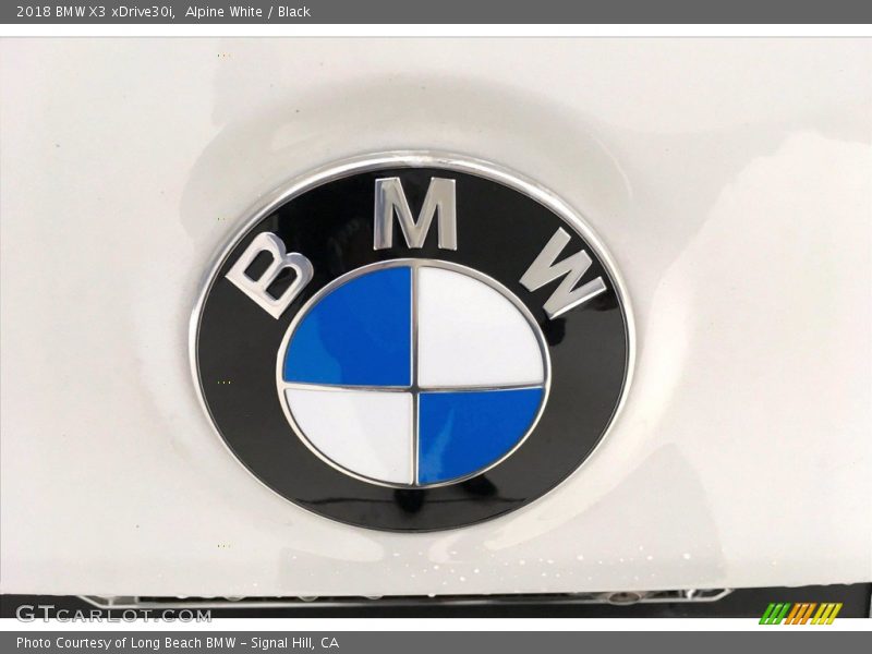 Alpine White / Black 2018 BMW X3 xDrive30i