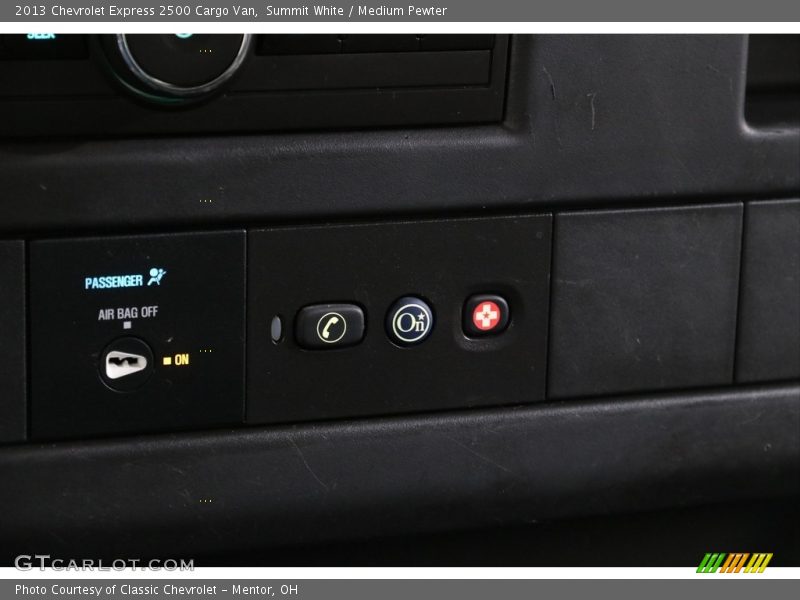 Summit White / Medium Pewter 2013 Chevrolet Express 2500 Cargo Van