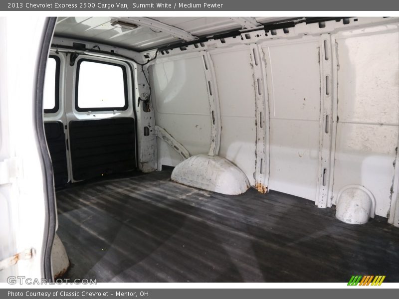 Summit White / Medium Pewter 2013 Chevrolet Express 2500 Cargo Van