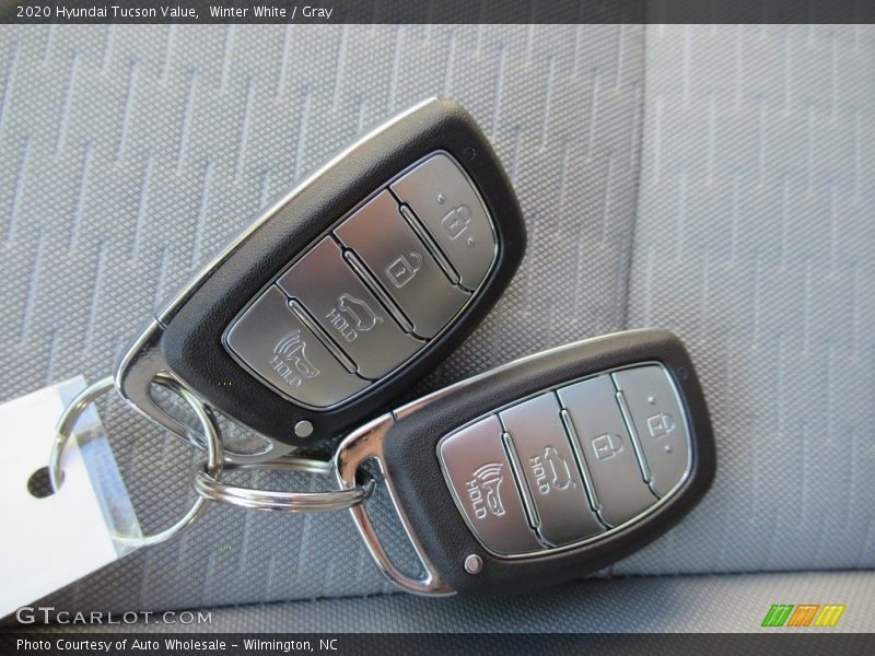 Winter White / Gray 2020 Hyundai Tucson Value
