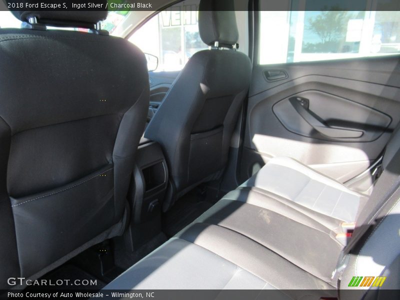 Ingot Silver / Charcoal Black 2018 Ford Escape S