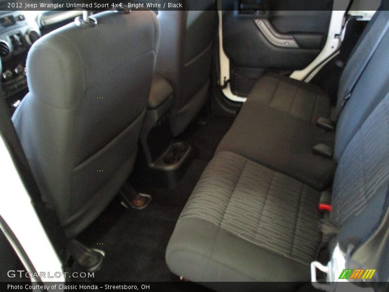 Bright White / Black 2012 Jeep Wrangler Unlimited Sport 4x4
