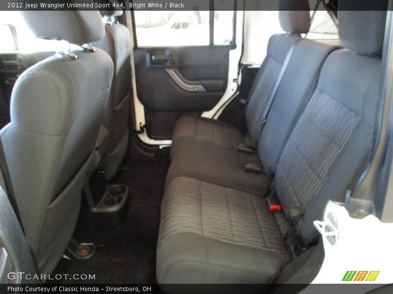 Bright White / Black 2012 Jeep Wrangler Unlimited Sport 4x4