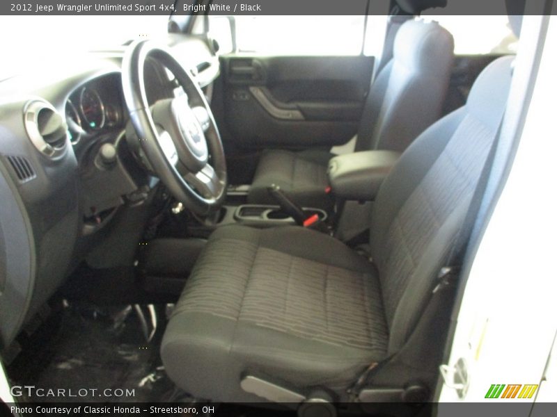 Bright White / Black 2012 Jeep Wrangler Unlimited Sport 4x4