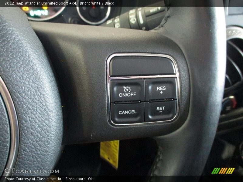 Bright White / Black 2012 Jeep Wrangler Unlimited Sport 4x4