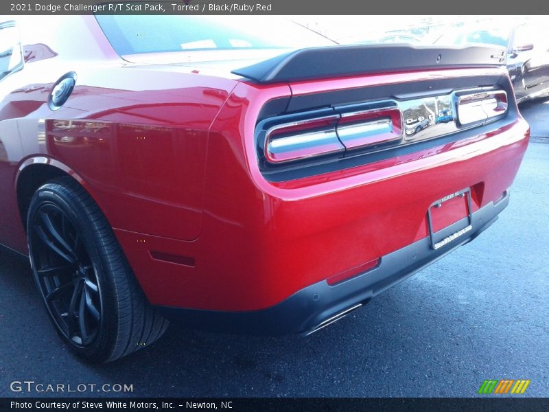 Torred / Black/Ruby Red 2021 Dodge Challenger R/T Scat Pack
