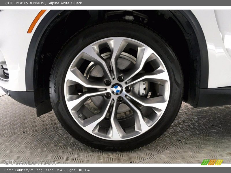 Alpine White / Black 2018 BMW X5 sDrive35i