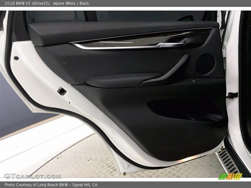 Alpine White / Black 2018 BMW X5 sDrive35i
