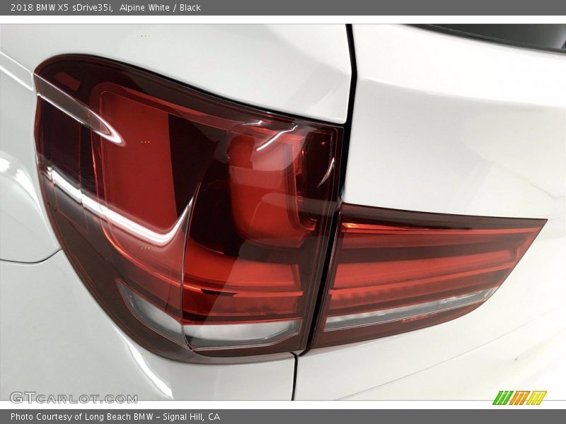 Alpine White / Black 2018 BMW X5 sDrive35i