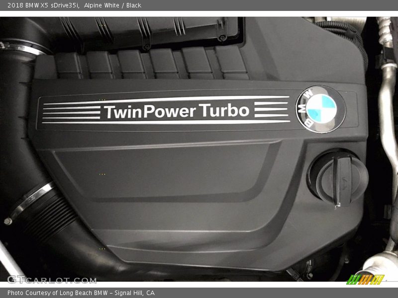 Alpine White / Black 2018 BMW X5 sDrive35i