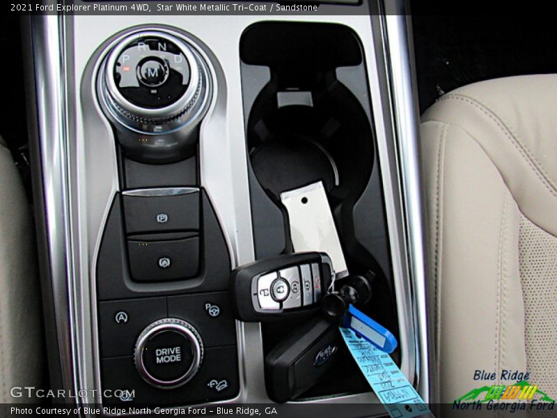 Star White Metallic Tri-Coat / Sandstone 2021 Ford Explorer Platinum 4WD