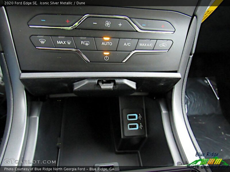 Iconic Silver Metallic / Dune 2020 Ford Edge SE