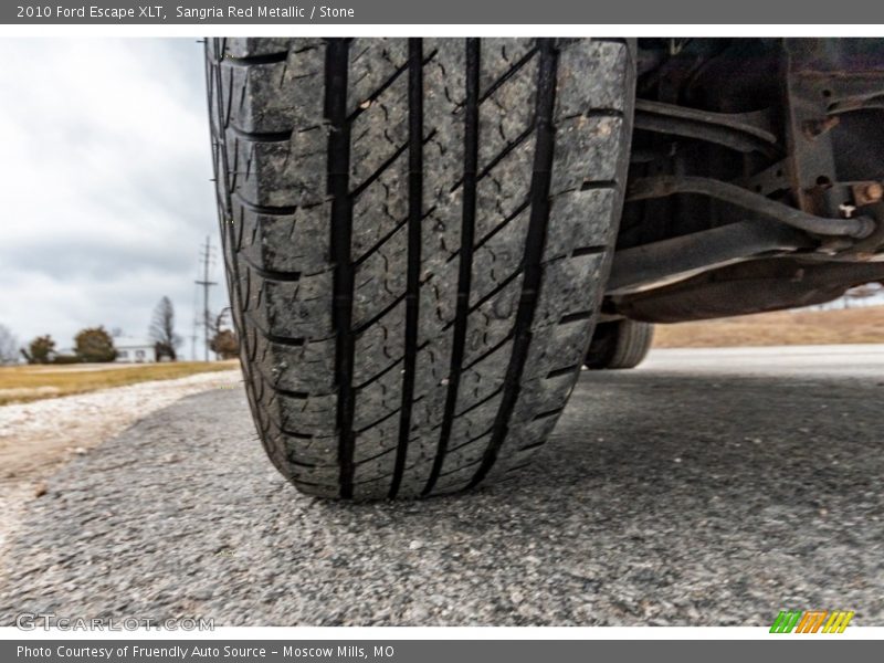Sangria Red Metallic / Stone 2010 Ford Escape XLT