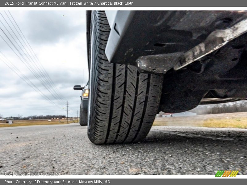 Frozen White / Charcoal Black Cloth 2015 Ford Transit Connect XL Van