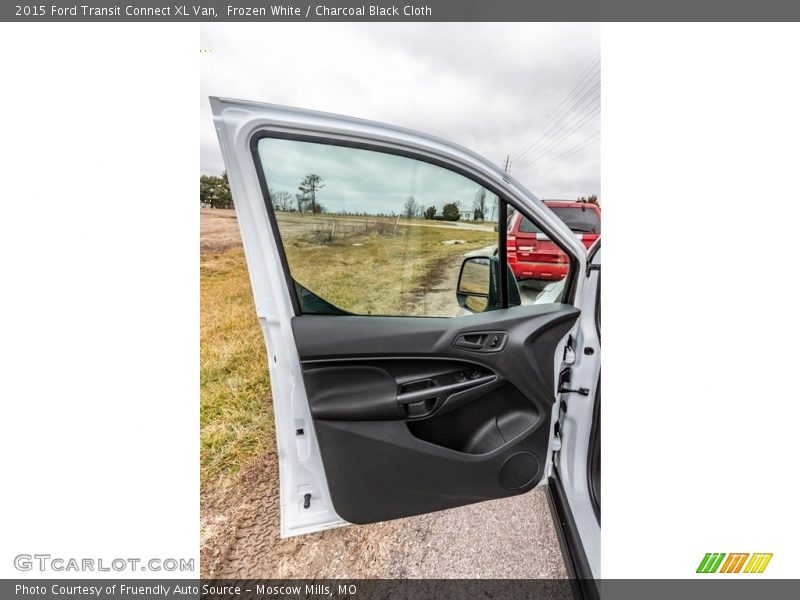 Frozen White / Charcoal Black Cloth 2015 Ford Transit Connect XL Van