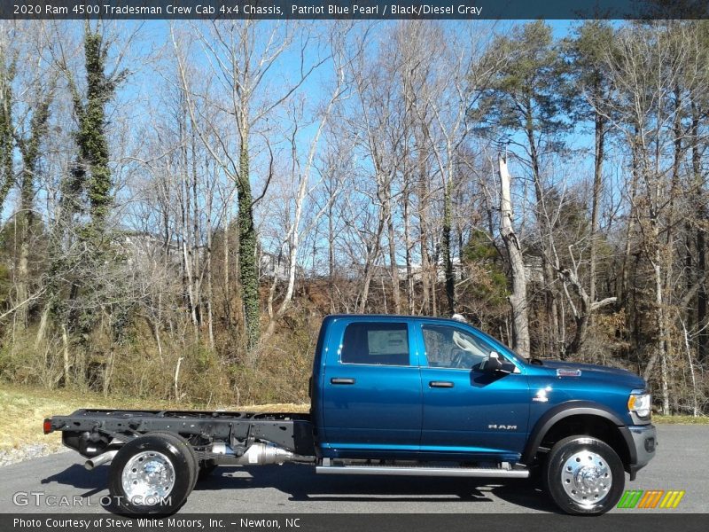 Patriot Blue Pearl / Black/Diesel Gray 2020 Ram 4500 Tradesman Crew Cab 4x4 Chassis