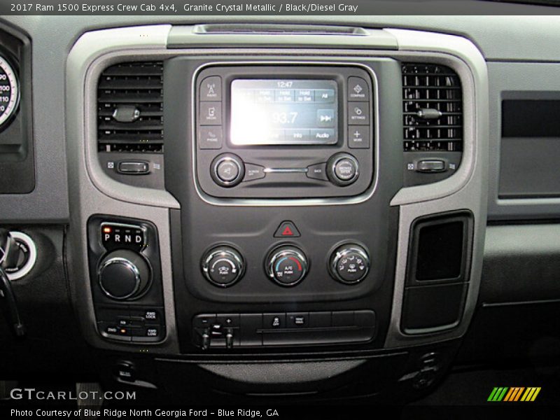 Granite Crystal Metallic / Black/Diesel Gray 2017 Ram 1500 Express Crew Cab 4x4