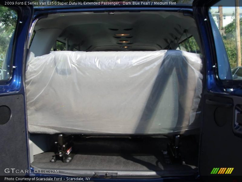 Dark Blue Pearl / Medium Flint 2009 Ford E Series Van E350 Super Duty XL Extended Passenger