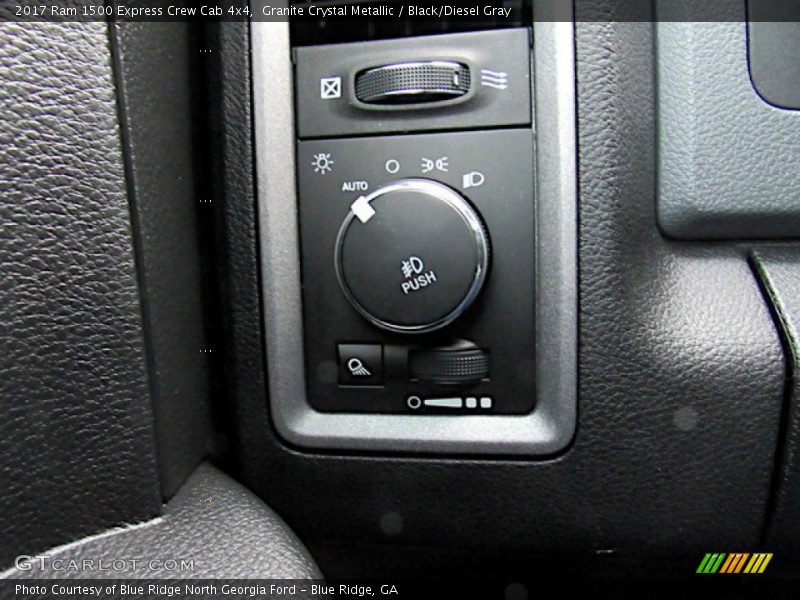 Granite Crystal Metallic / Black/Diesel Gray 2017 Ram 1500 Express Crew Cab 4x4