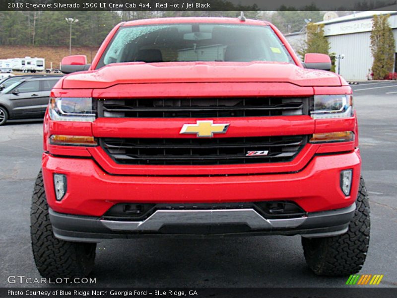 Red Hot / Jet Black 2016 Chevrolet Silverado 1500 LT Crew Cab 4x4