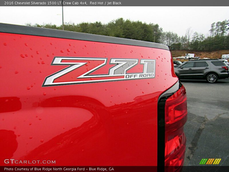 Red Hot / Jet Black 2016 Chevrolet Silverado 1500 LT Crew Cab 4x4