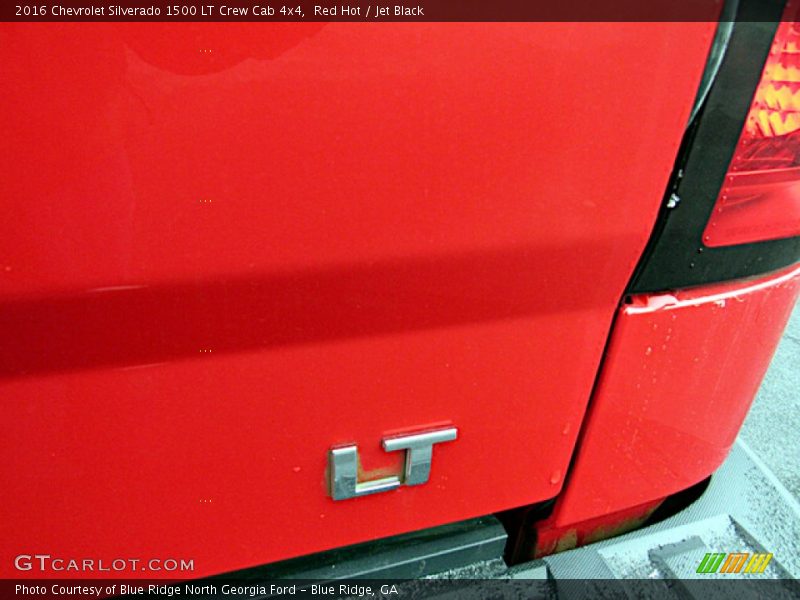 Red Hot / Jet Black 2016 Chevrolet Silverado 1500 LT Crew Cab 4x4