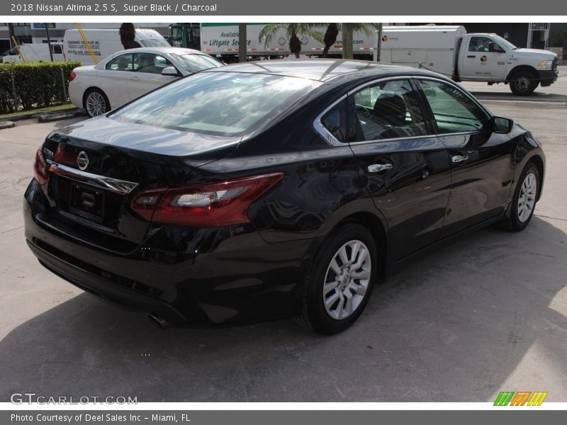 Super Black / Charcoal 2018 Nissan Altima 2.5 S