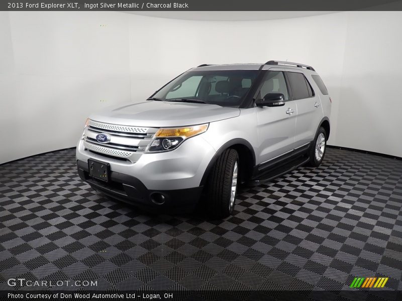 Ingot Silver Metallic / Charcoal Black 2013 Ford Explorer XLT