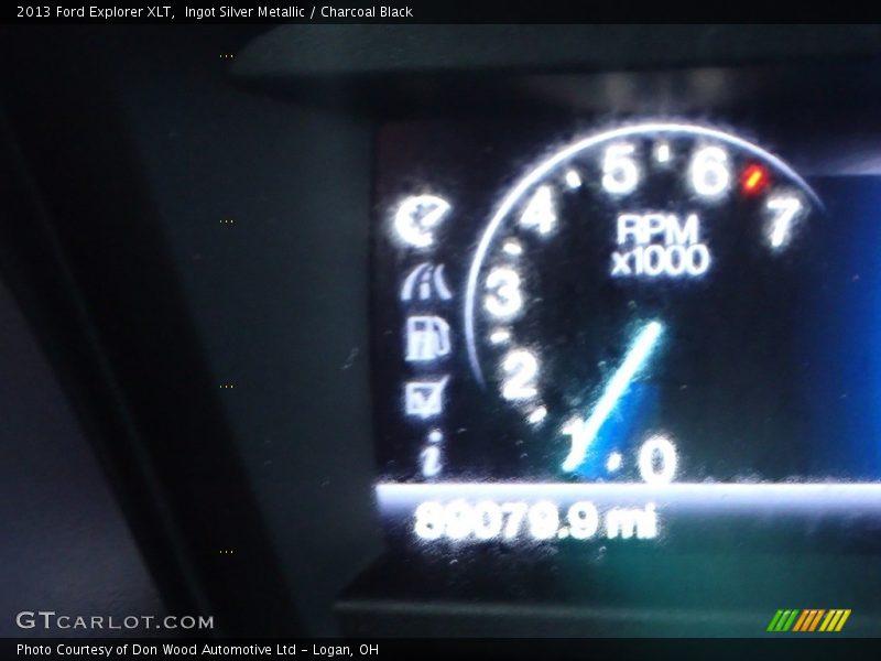 Ingot Silver Metallic / Charcoal Black 2013 Ford Explorer XLT