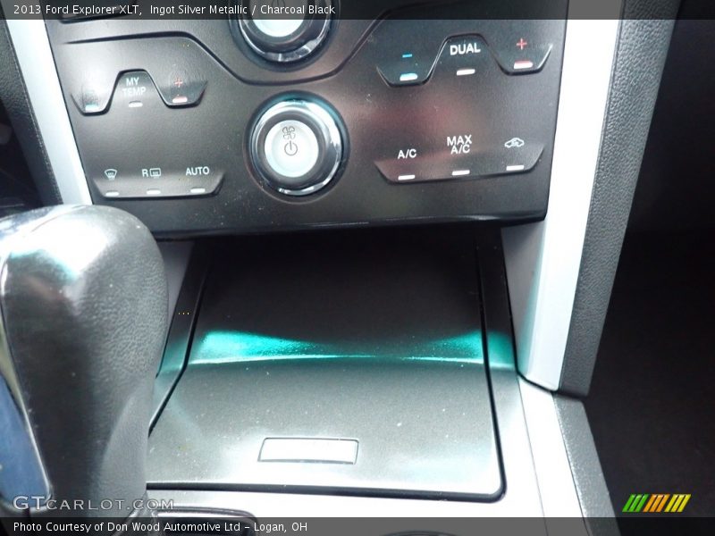 Ingot Silver Metallic / Charcoal Black 2013 Ford Explorer XLT