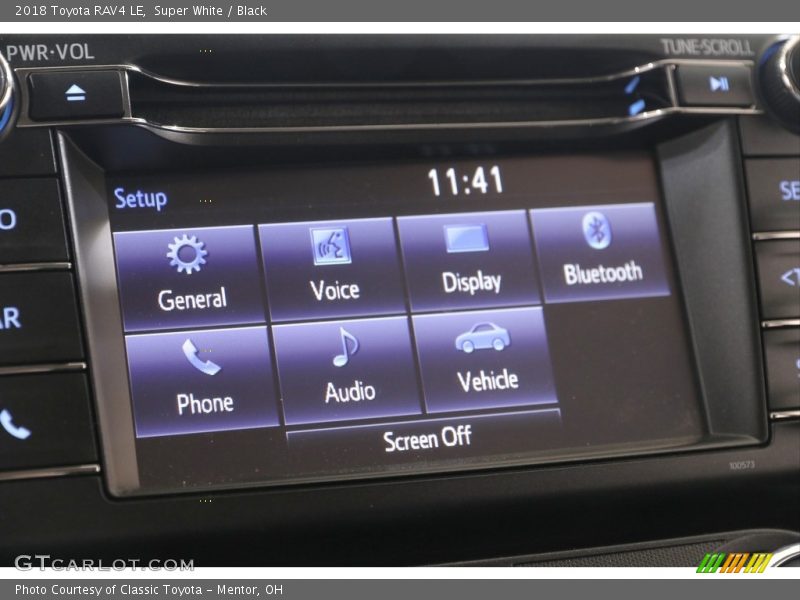 Super White / Black 2018 Toyota RAV4 LE
