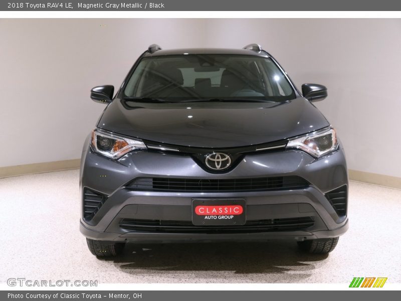 Magnetic Gray Metallic / Black 2018 Toyota RAV4 LE
