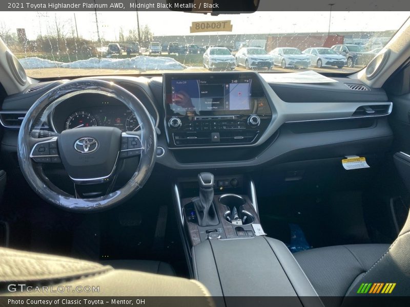 Midnight Black Metallic / Black 2021 Toyota Highlander Platinum AWD
