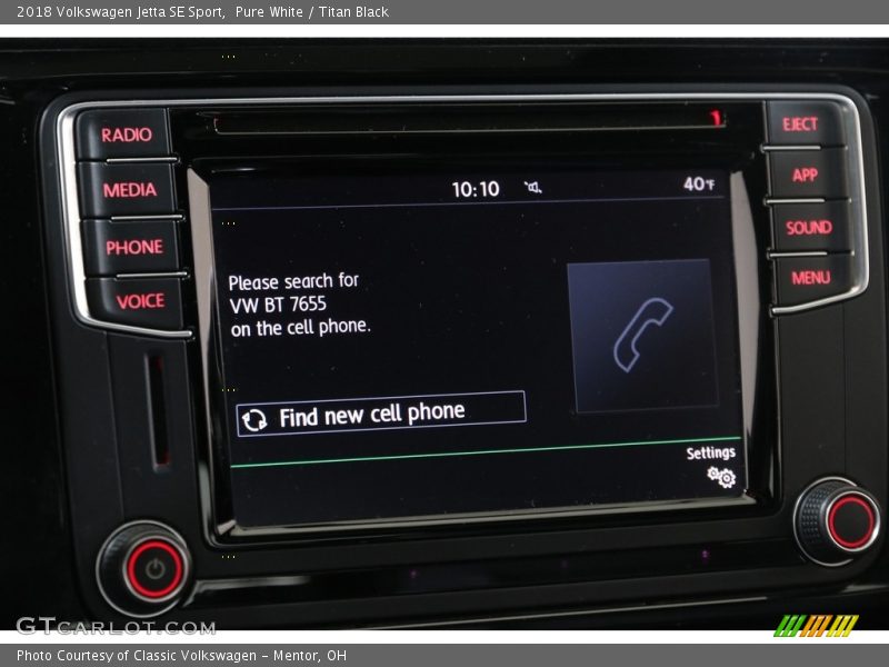 Pure White / Titan Black 2018 Volkswagen Jetta SE Sport